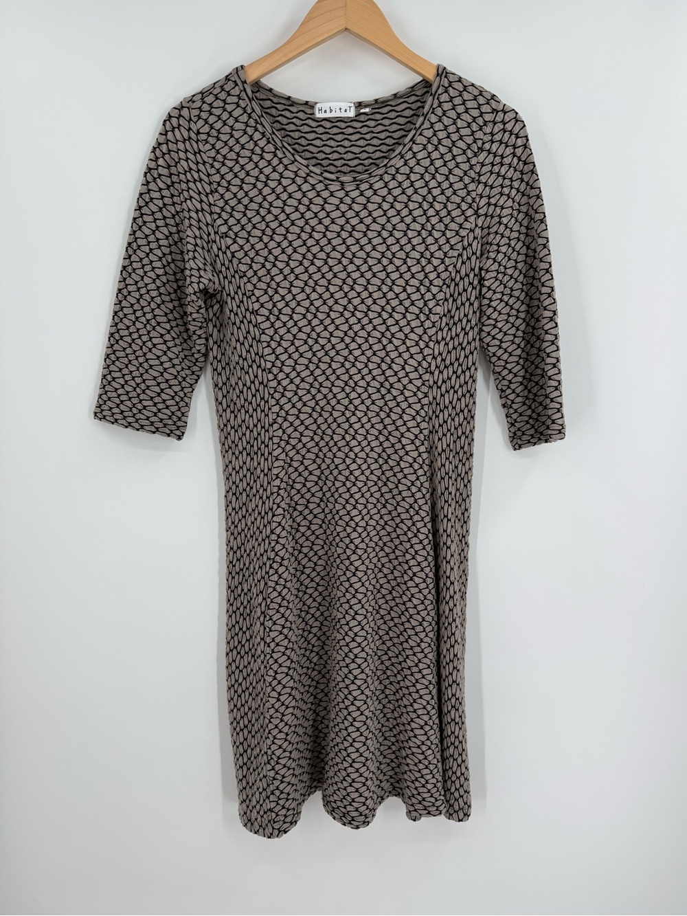 Habitat Textured Crinkle Knit Elbow Sleeve A-Line Dress | Taupe Black | Medium